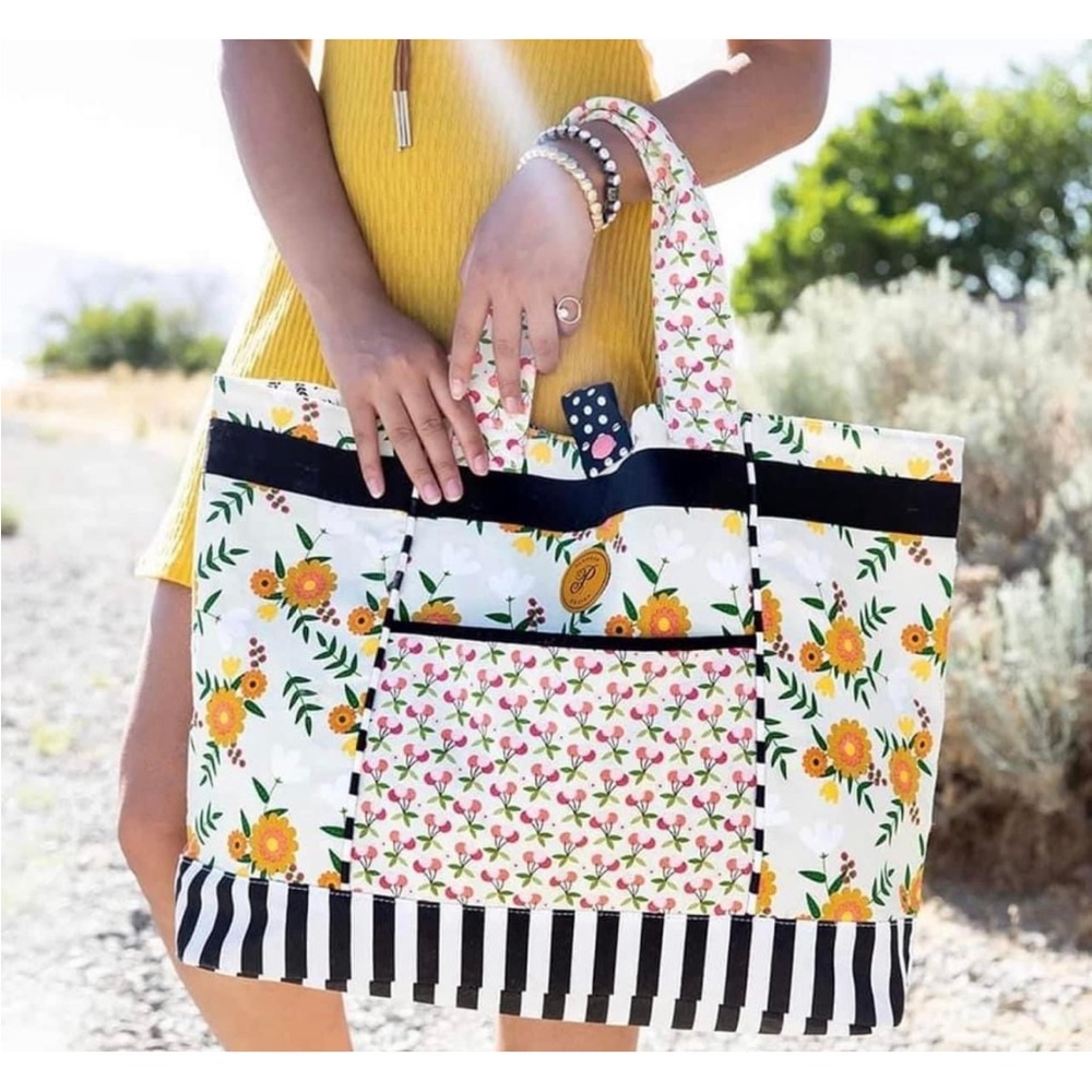 NEW Plunder Floral and Striped Canvas Tote Bag - Picture 6 of 6